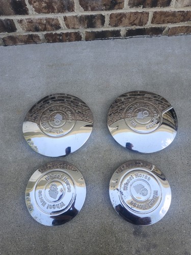 Toro wheel horse hubcaps - hubcaps,