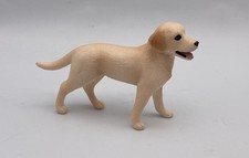 Schleich yellow labrador - yellow,