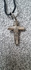 Vintage 1970’s Silver Cross Pendant Modern Bar and Wire Design 