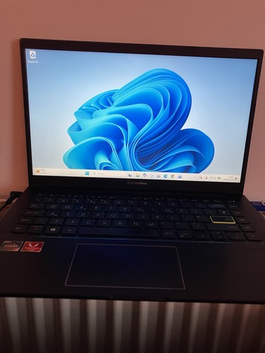 Asus vivobook inch laptop - asus,