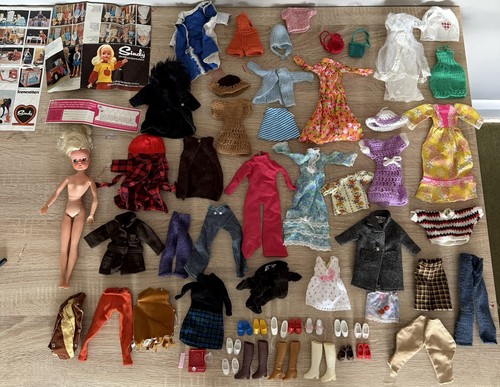 Sindy doll vintage - sindy, different