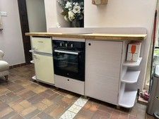 Solid Wood Freestanding Kitchen Unit With Oven 2 Ring Hob And 50’s Style Fridge