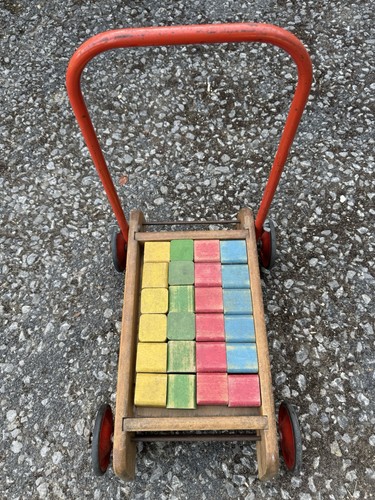 Tri ang vintage - vintage, walker