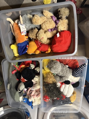 Randomly chose plush toys - plush,