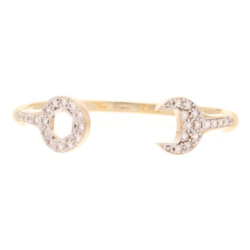 9ct yellow gold simulated - 9ct,