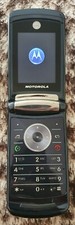 MOTOROLA RAZR2 V8 Flip Mobile Phone Retro Vintage Old O2 UNTESTED