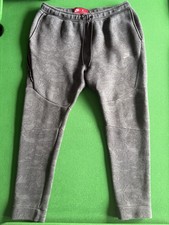 NIKE TECH FLEECE BOTTOMS CAMO