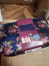 *BNWT* Oliver Thomas Travel