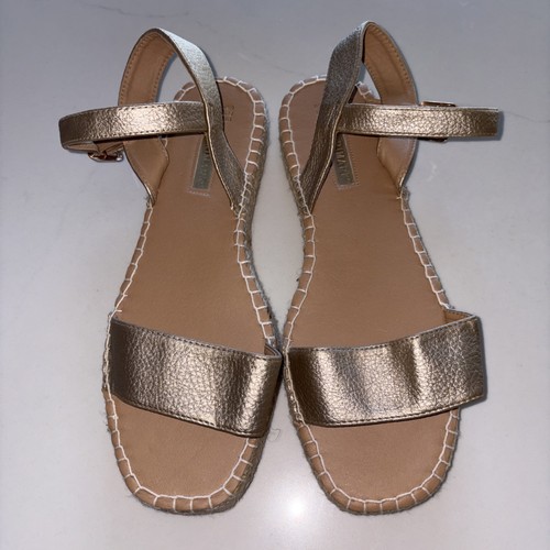 Primark size metallic gold - size,