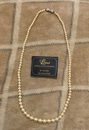 Vintage lotus simulated pearl - lotus,