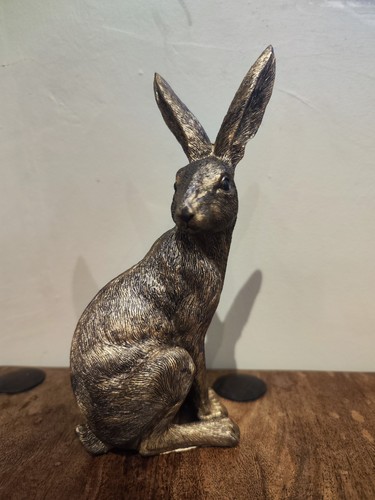 Bronze antique gold - bronze, sitting