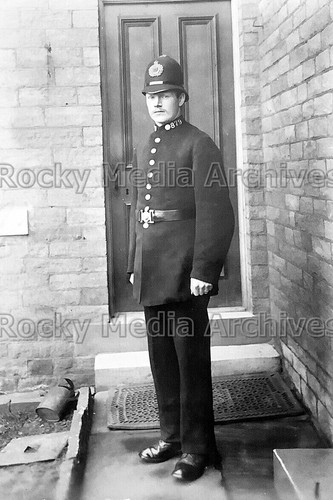 Dxx police officer in - police,
