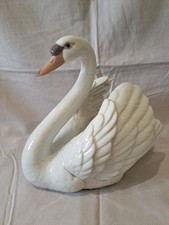 Lladro Porcelain Swan With