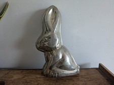 Vintage Metal Rabbit Mould