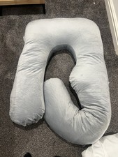 momcozy Pregnancy Pillow for