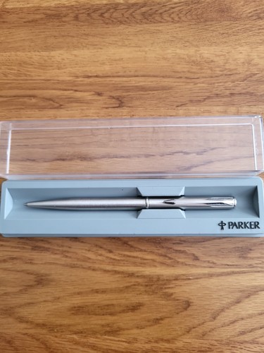 Vintage parker insignia - vintage,