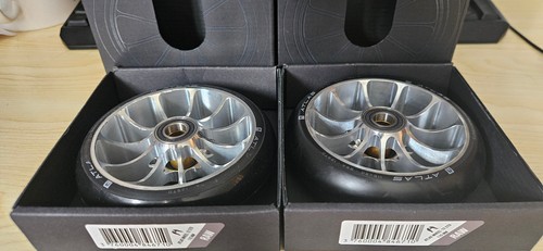 Scooter wheels pair of - a,