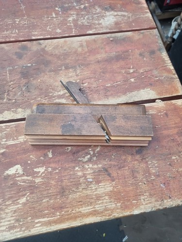 Moulding plane vintage - moulding,