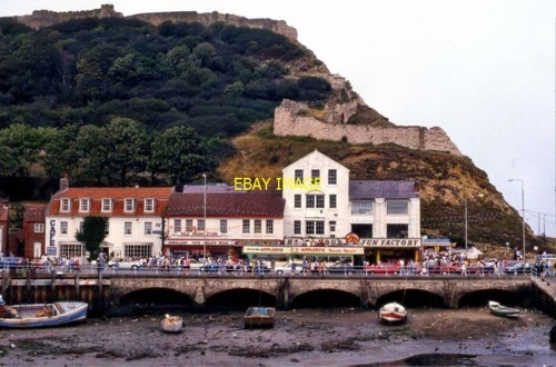 Photo scarborough 1990 shops - scarborough,