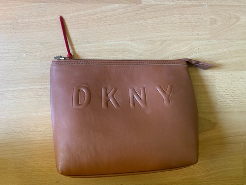 Dkny tan cosmetic toiletry bag - dkny,