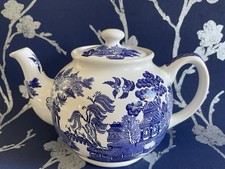 Blue & white Sadler teapot