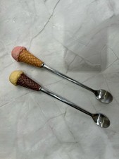 2 Novelty Ice-Cream Sundae
