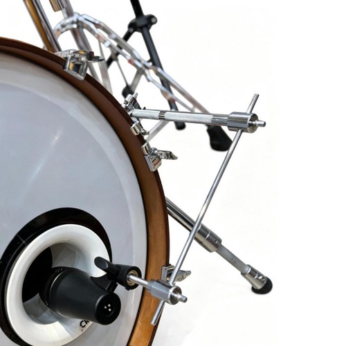 Bass drum mic clip - mic,