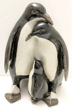 LOVELY VINTAGE 8" CAST RESIN WEATHERED WOOD EFFECT PENGUIN FAMILY SCULPTURE