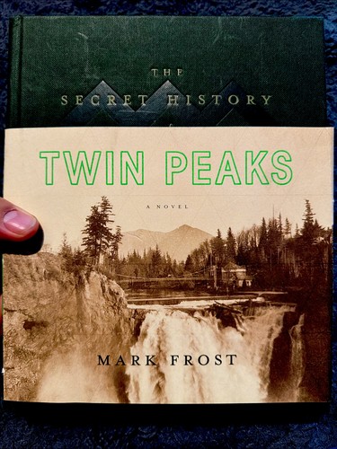 The secret history twin - the,