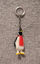 Vintage Retro Plastic Penguin Keyring.