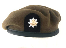 ROYAL ANGLIAN REGIMENT BERET &