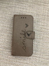 Lovely I Phone 6 Case 2 Piece Magnetic Closures Happy Smile Grey Apple 