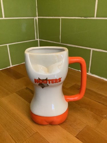 Hooters ceramic coffee - ceramic, mug