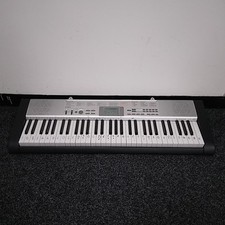 Casio LK-130 Electronic Keyboard with Tutorial Light-Up Keys - Partially Tested