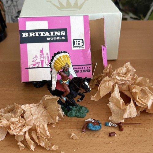 Britains swoppets indian chief - britains,