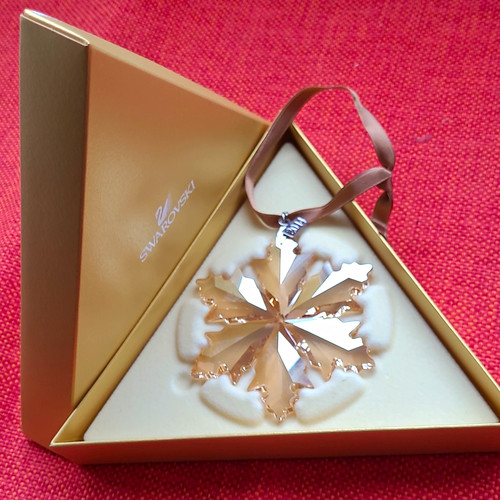 Swarovski scs golden crystal - swarovski,