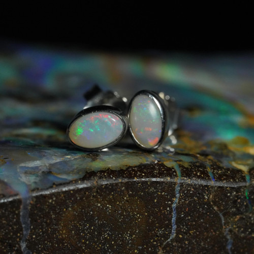 Australian solid opal - solid,