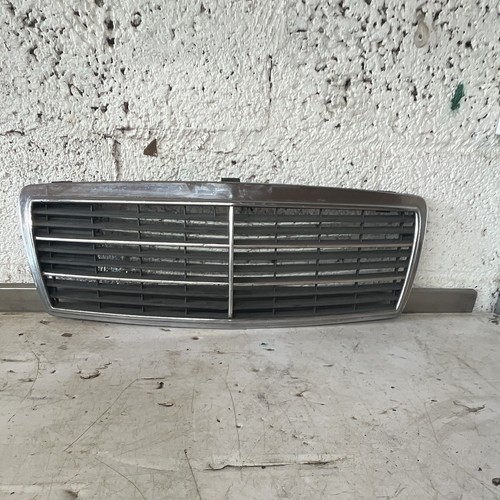 Mercedes w202 front - , grill