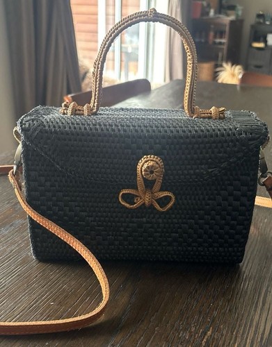 Poppy sage rattan crossbody - +,