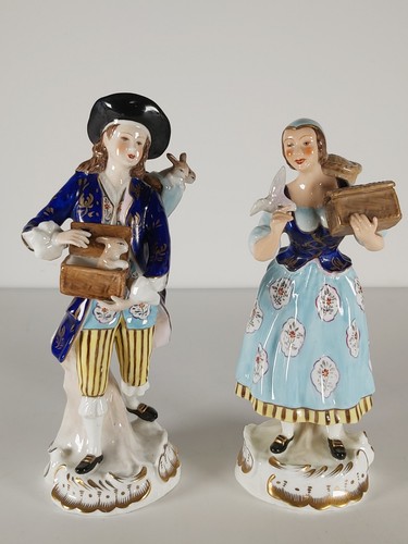 Pair alton a - a,