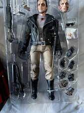 Hot Toys The Terminator Police Shootout + custom leather jacket