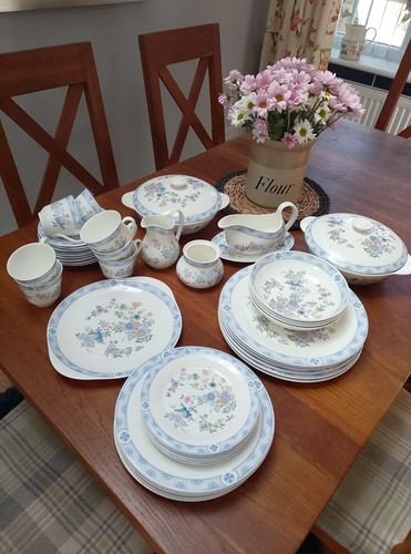 Vintage royal doulton coniston - royal,