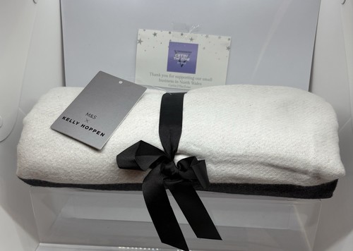 Kelly hoppen new black - m&s,