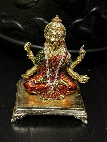 Hindu worship statue home - hindu, worship/