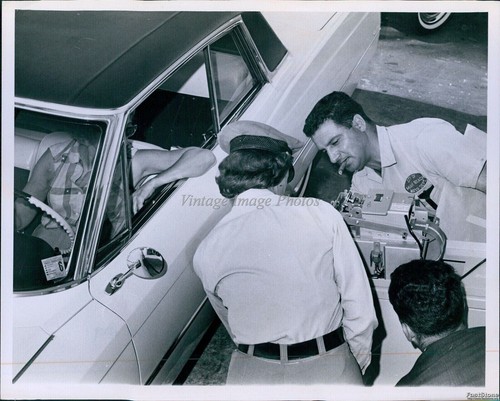 1964 lincoln mall parking lot - mall,