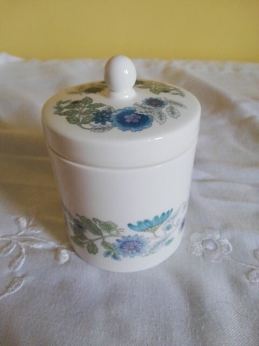 Wedgwood clementine lidded - clementine,