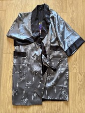 Silver/ Black Medium