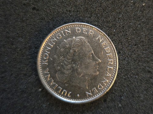 Netherlands gulden 1969 - netherlands, 2