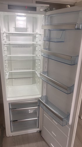 Aeg integrated built fridge - integrated, in