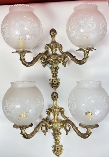 Double arm wall - double-arm, sconce